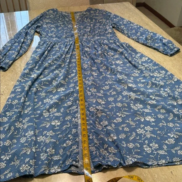 LOFT Blue Dress with White Floral Design-Excellent Condition - Picture 8 of 13